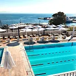 Kosta Palace Hotell 4*