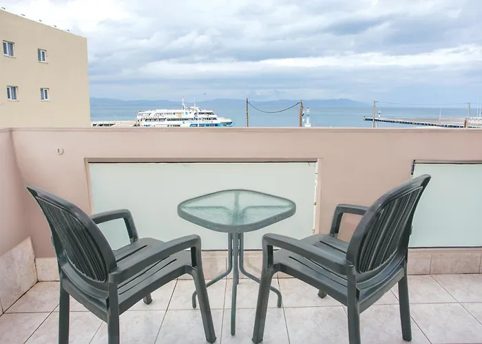 Hotel Kosta Palace 4*