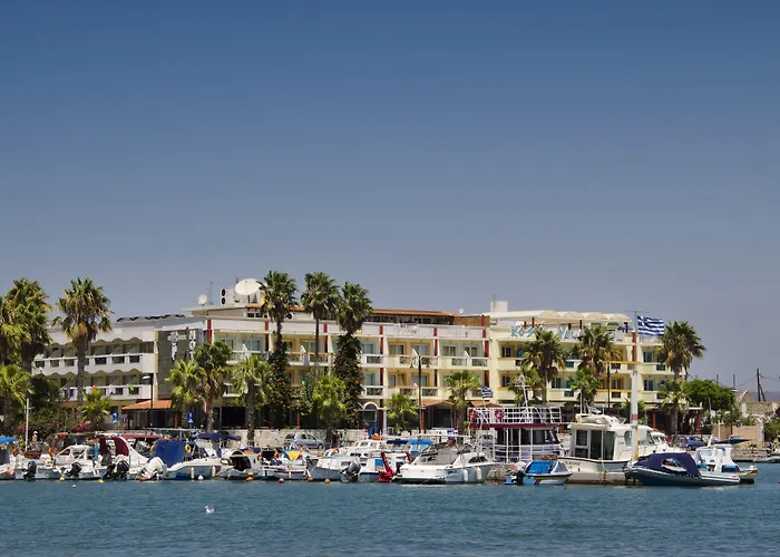 Hotel Kosta Palace 4*