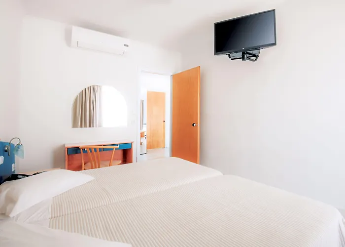 Kosta Palace Szálloda 4*